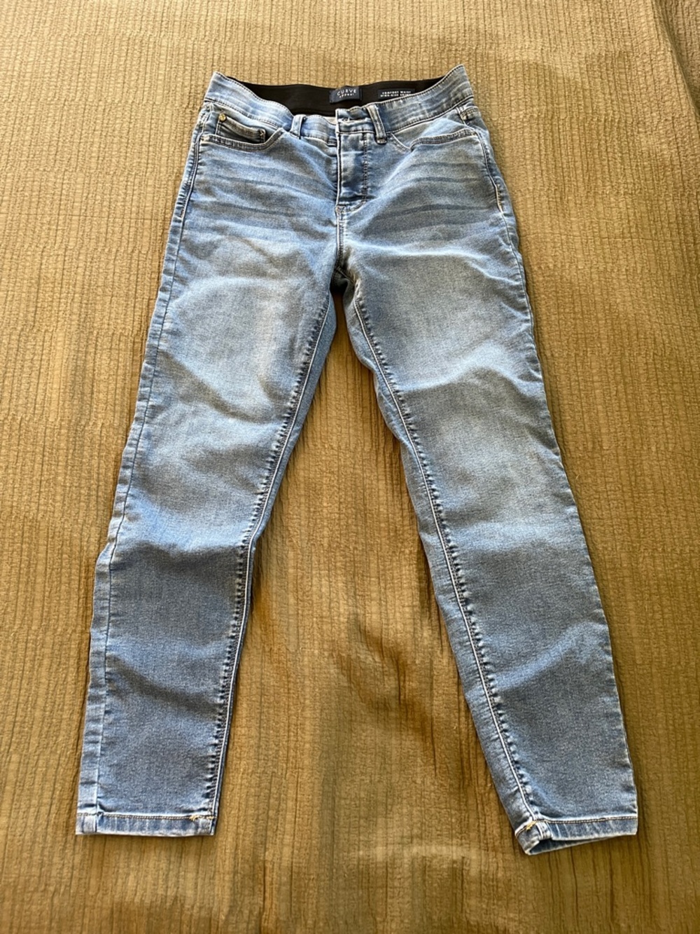 Curve Appeal Women’s Jeans - Picture 3 of 7